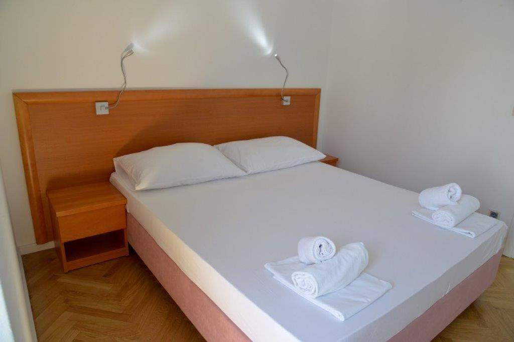 Premium Oaza Apartment Primosten Ngoại thất bức ảnh