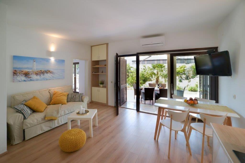 Premium Oaza Apartment Primosten Ngoại thất bức ảnh